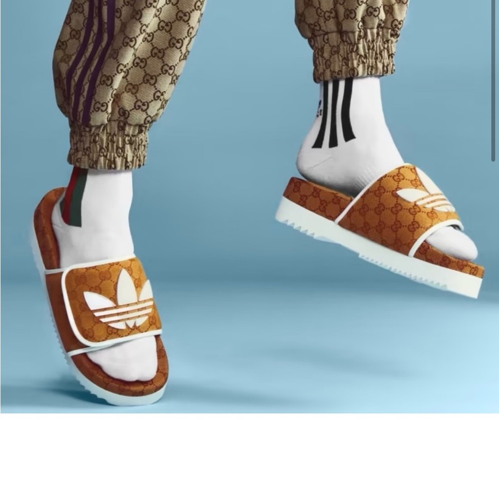 Gucci x Adidas slide - NWT - size men’s 9 fits women’s 10 - Picture 5 of 11
